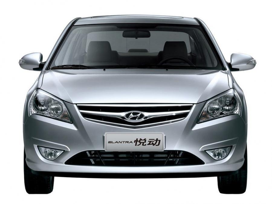  Hyundai Elantra Yue Dong 2008 года  (фото 6 из 10)